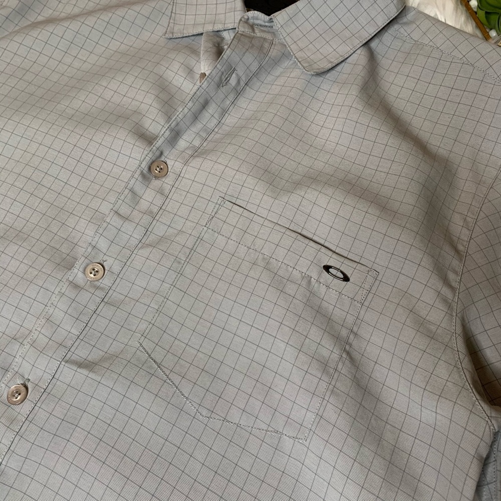 Oakley Button Down - image 3